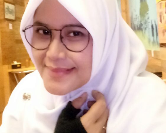Siti Nurmujahidah S,Ag